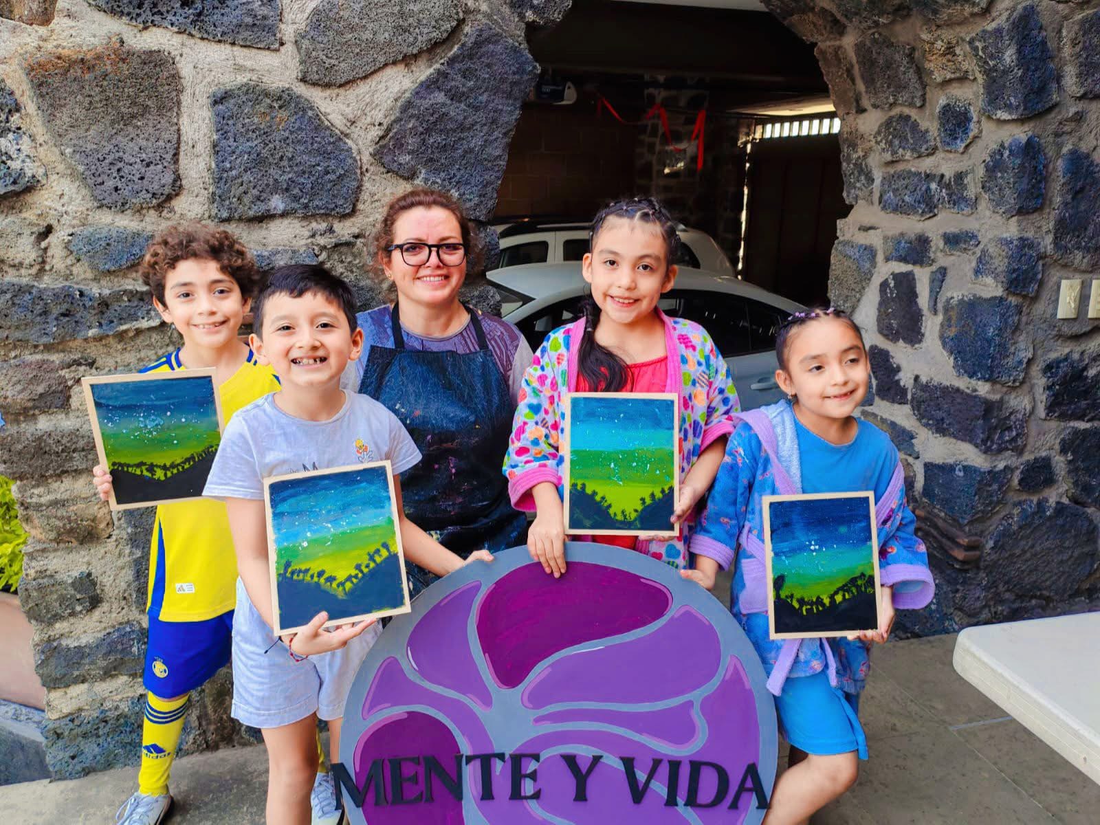 Taller de arte terapia de Mente y Vida